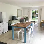 Sunset Beach Living Guesthouse